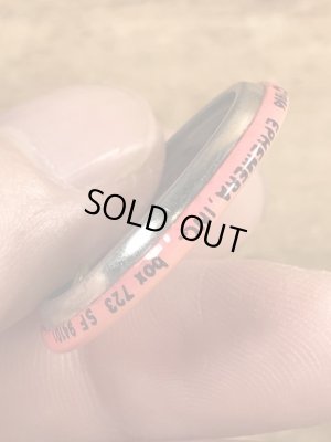 80'sのDangerous Unless Heavily Sedatedのメッセージが書かれたビンテージの缶バッジ