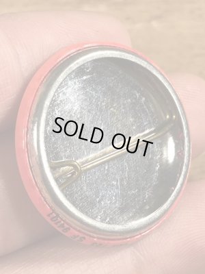 80'sのDangerous Unless Heavily Sedatedのメッセージが書かれたビンテージの缶バッジ