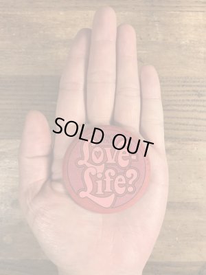 80'sのHallmark社製のメッセージが書かれたヴィンテージの缶バッチ