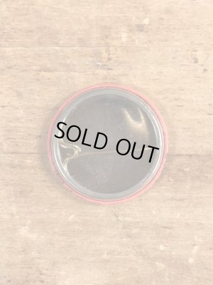 80'sのDangerous Unless Heavily Sedatedのメッセージが書かれたビンテージの缶バッジ