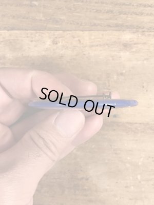 80'sのAt My Age I Don't Have To Act Responsible!のメッセージが書かれたヴィンテージの缶バッチ