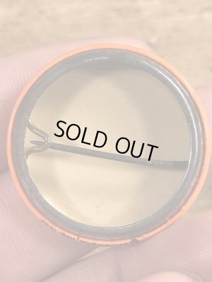 80'sのWhat Are You Looking At, Dicknoseのメッセージが書かれたヴィンテージの缶バッチ