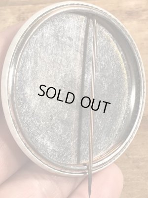 60~70'sのBuy The Avenger We Need The Moneyのメッセージが書かれたヴィンテージの缶バッチ