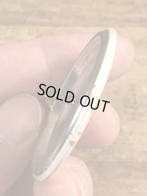 80'sのDanger!! High Voltage Wiresのメッセージが書かれたヴィンテージの缶バッチ