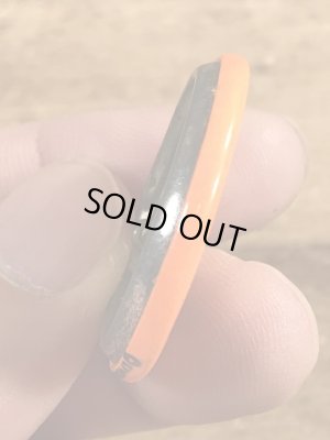 80'sのWhat Are You Looking At, Dicknoseのメッセージが書かれたヴィンテージの缶バッチ