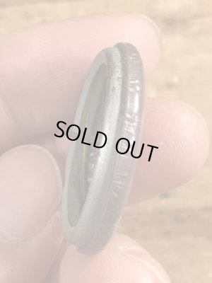 60~70'sのWomen Should Be Obscene & Not Heardのメッセージが書かれたヴィンテージの缶バッチ