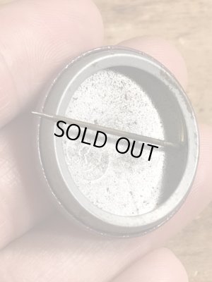 60~70'sのWomen Should Be Obscene & Not Heardのメッセージが書かれたヴィンテージの缶バッチ