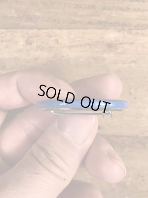 80'sのGuy With Attitude...のメッセージが書かれたビンテージの缶バッジ