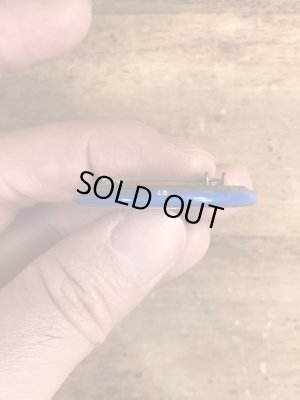 80'sのGuy With Attitude...のメッセージが書かれたビンテージの缶バッジ