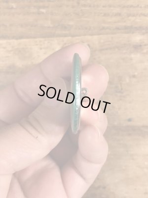 80年代頃のTemporarily Celibateのメッセージが書かれたビンテージの缶バッジ