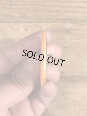 80年代頃のI May Be Fat...のメッセージが書かれたビンテージの缶バッジ