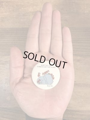 80年代頃のサンドラボイントンのメッセージが書かれたビンテージの缶バッジ