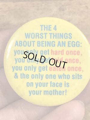 80年代頃のThe 4 Worst Things...のメッセージが書かれたヴィンテージの缶バッチ