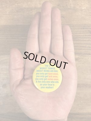 80年代頃のThe 4 Worst Things...のメッセージが書かれたヴィンテージの缶バッチ