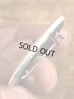 80'sのIs It Friday Yet?のメッセージが書かれたヴィンテージの缶バッチ