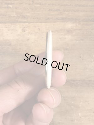 80年代頃のサンドラボイントンのメッセージが書かれたビンテージの缶バッジ