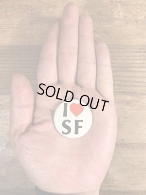 80年代頃のI Love SFのメッセージが書かれたビンテージの缶バッジ