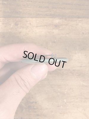 80'sのSo Many Men...So Few With Brainsのメッセージが書かれたビンテージの缶バッジ