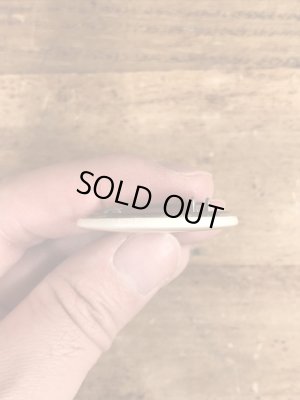 80'sのIgnorance Is Curable Stupidity Is Foreverのメッセージが書かれたビンテージの缶バッジ