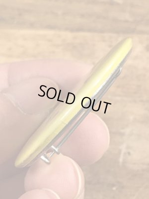 80年代頃のKeep Smiling...のメッセージが書かれたビンテージの缶バッジ