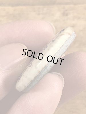 60~70年代頃のI Had A Computer Date Now I'll Try Peopleのメッセージが書かれたビンテージの缶バッジ