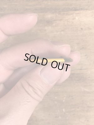 80'sのOn The Fritzのメッセージが書かれたビンテージの缶バッジ