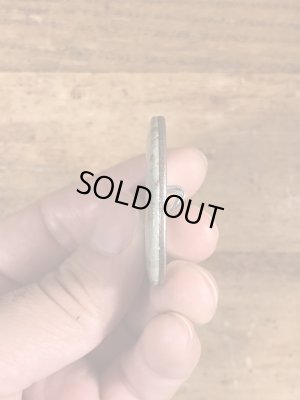 80年代頃のMy Plot Or Yours?のメッセージが書かれたビンテージの缶バッジ