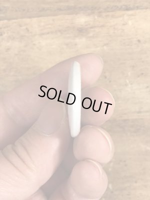 70年代頃のI Like It Uglyのメッセージが書かれたビンテージの缶バッジ