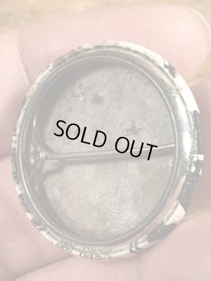 80年代頃のMiddle Classのメッセージが書かれたビンテージの缶バッジ