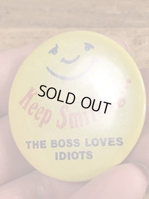 80'sのKeep Smiling...のメッセージが書かれたヴィンテージの缶バッチ