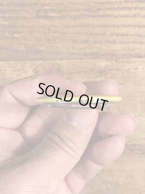 80'sのKeep Smiling...のメッセージが書かれたヴィンテージの缶バッチ