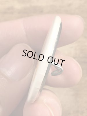 80年代頃のMc Shitのメッセージが書かれたビンテージの缶バッジ