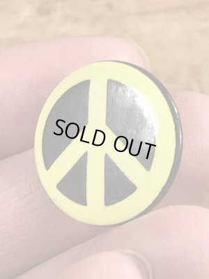 70~80’sのピースマークのビンテージの缶バッジ