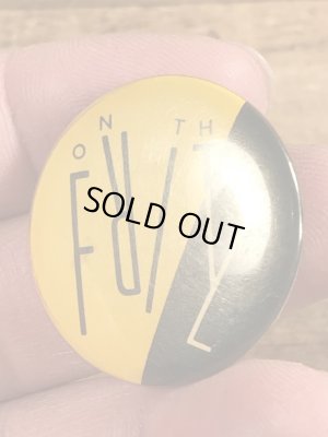 80'sのOn The Fritzのメッセージが書かれたビンテージの缶バッジ