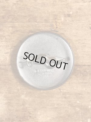 80'sのBirthdays Are A Bitch!のメッセージが書かれたヴィンテージの缶バッチ