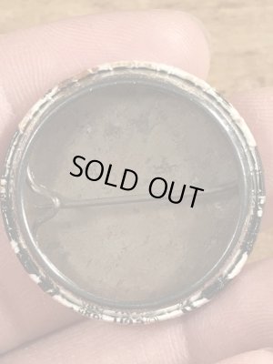 80'sのMiddle Classのメッセージが書かれたヴィンテージの缶バッチ