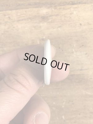 70年代頃のI Like It Uglyのメッセージが書かれたビンテージの缶バッジ