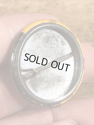 80'sのOn The Fritzのメッセージが書かれたビンテージの缶バッジ