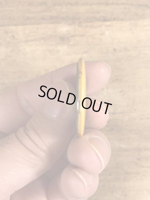 80年代頃のOn The Fritzのメッセージが書かれたヴィンテージの缶バッチ