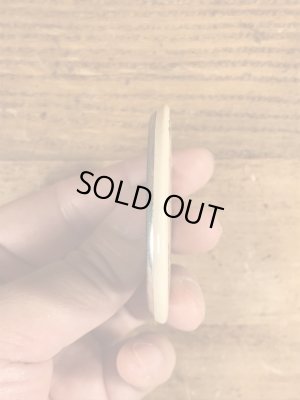 70年代頃のIt's A Boyが書かれたビンテージの缶バッジ