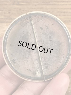 70’sのトレーダーヴィックスのビンテージの缶バッジ