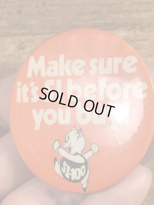 70'sのメッセージが書かれたビンテージの缶バッジ