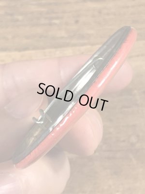 80年代頃のメッセージが書かれたビンテージの缶バッジ