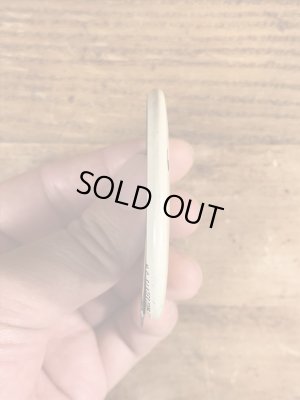 70年代頃のメッセージが書かれたビンテージの缶バッジ