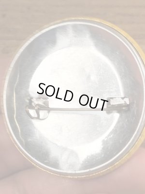 70年代頃のメッセージが書かれたビンテージの缶バッジ