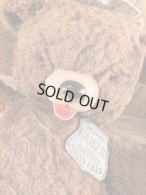 60年代のスモーキーベアのヴィンテージのプラッシュドール