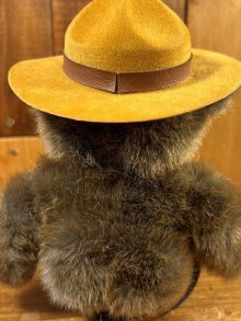 他の写真1: Smokey The Bear Plush Doll　スモーキーベア　ビンテージ　ぬいぐるみ　プラッシュドール　90年代