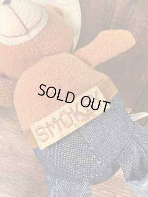 スモーキーベアのビンテージのぬいぐるみ