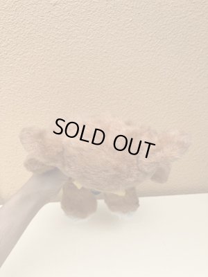 リボンの付いたビンテージのオールドテディベアのぬいぐるみ