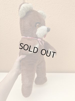 古いビンテージのテディベアのぬいぐるみ